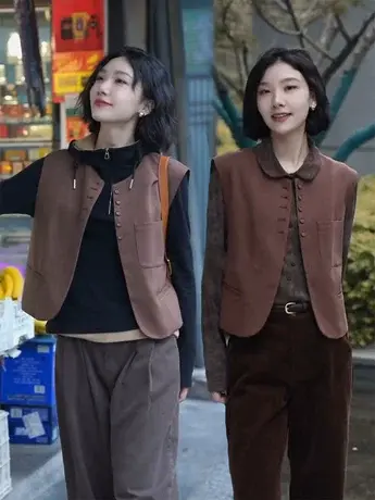 欧洲站马甲女2025早秋新款设计感单排扣无袖西装马夹百搭宽松坎肩商品大图