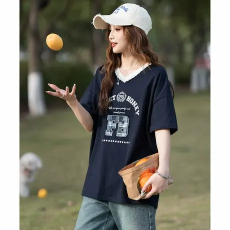 唐狮新款夏季女装纯棉短袖格子设计感独特v领蕾丝T恤宽松上衣官方图片