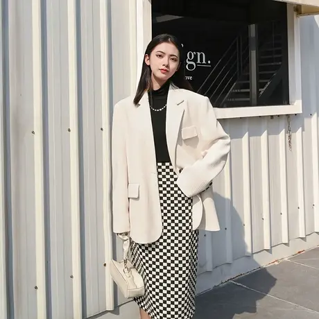 灯芯绒外套女2023秋季加厚新款复古港风气质宽松休闲高级感小西服图片