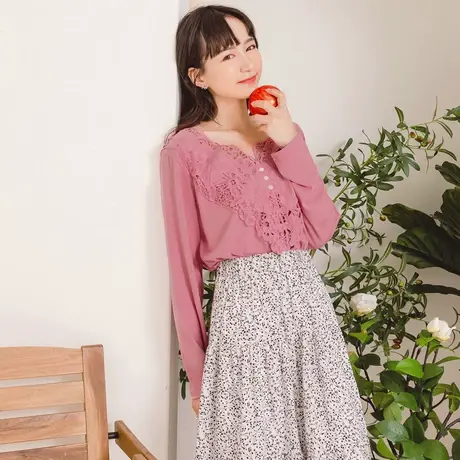 桔熊秋季韩版t恤舒适镂空蕾丝领拼接纯色上衣女胖妹妹大码AB16028图片