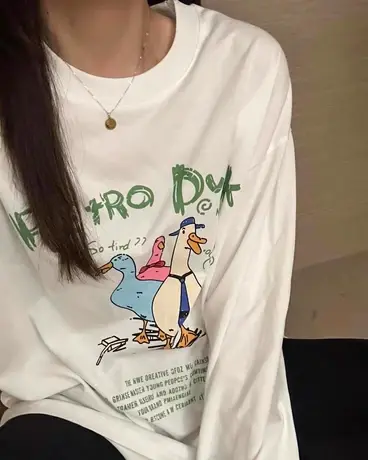 卡通鸭子大版磨毛T恤女欧洲站秋装2023新款欧货女装时尚打底衫潮商品大图
