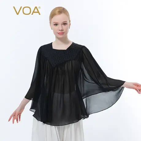 VOA丝绸弹力斜纹黑方领立体编织设计乔其拼接微透斗篷桑蚕丝上衣图片
