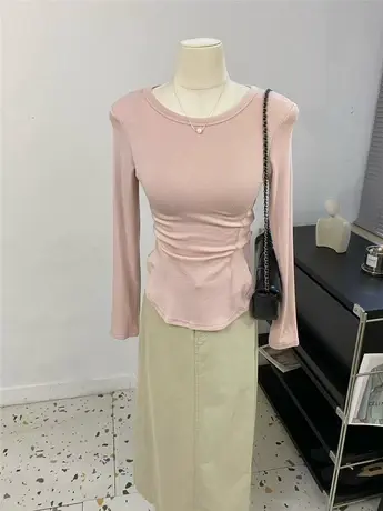 好温柔的粉色~圆领正肩收腰设计弧形下摆紧身长袖T恤女秋冬新打底商品大图
