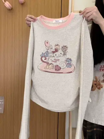 红续日系可爱猫咪拼色长袖T恤女甜妹风收腰内搭上衣2023秋冬新款图片