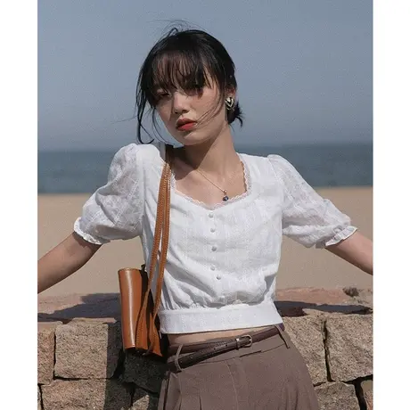 白色蕾丝法式方领锁骨短款上衣夏女高级感泡泡袖卡腰短袖白衬衣商品大图