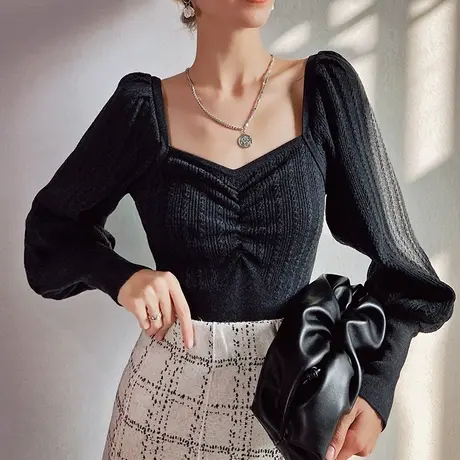 粉红大布娃娃2021新款性感复古方领灯笼袖显瘦遮肉针织打底衫秋冬商品大图