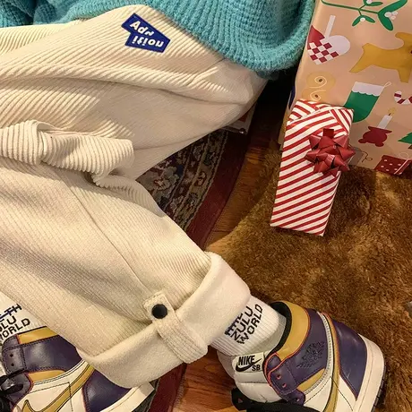 灯芯绒休闲裤女宽松直筒加绒加厚秋冬复古港风chic工装运动阔腿裤图片