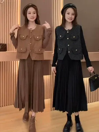 2023秋装新款女装时尚洋气小香风马甲设计感春秋坎肩马夹短外套潮图片