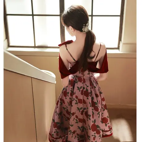 订婚礼服红色连衣裙敬酒服新娘2023新款夏季轻奢高端小众玫瑰骑士商品大图