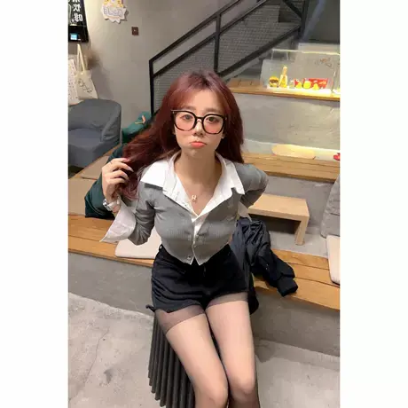 假两件拼接长袖t恤水钻爱心扣修身短款polo衫女辣妹气质百搭上衣图片