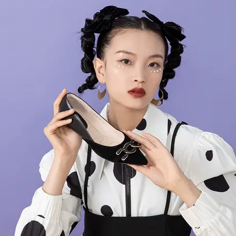 伊伴春季女鞋单鞋小羊皮尖头时尚黑色小猫跟气质法式通勤鞋商品大图
