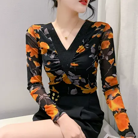 复古印花T恤女长袖欧货名媛气质性感V领打底衫内搭修身网纱上衣潮图片