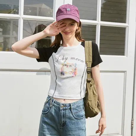 a022024夏季新款猫咪印花撞色拼接休闲小个子显瘦女式T恤图片