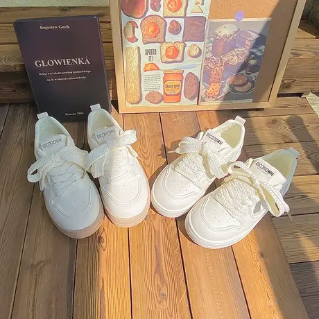 2023年秋季新款学院风百搭厚底小白鞋女ins小众学生增高休闲板鞋商品大图