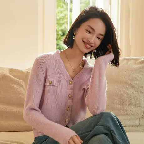 阿依莲V领梦幻紫毛织外套女2024新款春季温柔V领长袖别致漂亮小衫图片