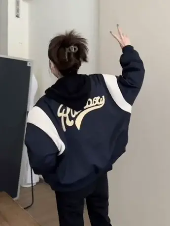 美式复古拼接夹棉棒球服外套女2023秋冬新款宽松减龄加厚夹克上衣图片