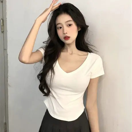 辣妹短袖V领T恤女设计感小众夏季别致不规则修身短款上衣服ins潮商品大图