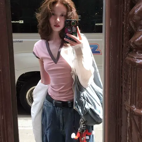 纯欲性感V领正肩撞色短袖T恤女夏季修身韩版小个子短款辣妹上衣潮图片