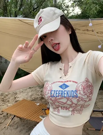 白色正肩短袖t恤女装夏季2024新款小个子V领修身显瘦法式短款上衣商品大图