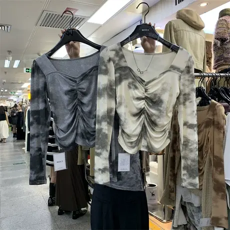 设计感抽绳褶皱晕染长袖T恤女2023秋上线韩版修身气质V领短款上衣商品大图