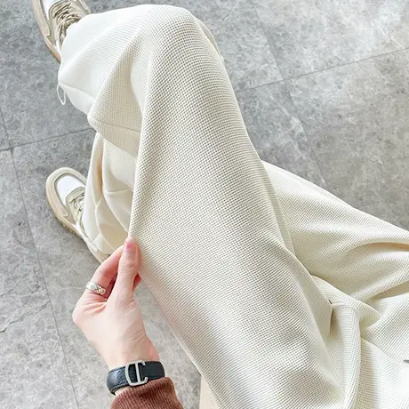 米白色华夫格运动裤女2023年春秋新款高腰直筒宽松休闲两穿卫裤潮图片