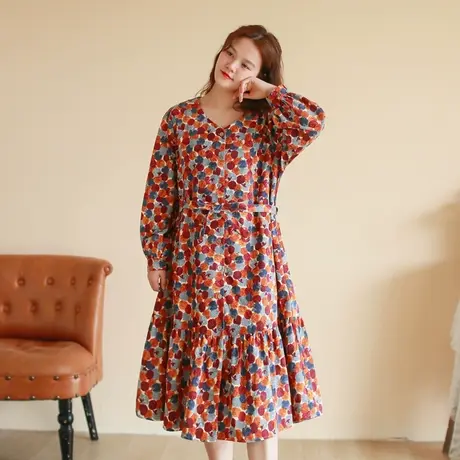 胖妹妹2025灯芯绒宽松复古花朵连衣裙大码新款长袖V领鱼尾裙女商品大图