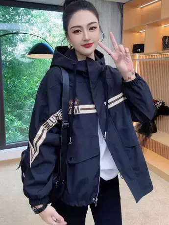 秋季新款韩版连帽刺绣字母宽松休闲抽绳风衣女百搭爆款外套ins潮商品大图