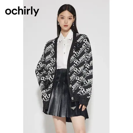 ochirly欧时力公仔装饰针织开衫女新款秋装涂鸦字母中长外套商品大图