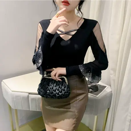 春秋2024新款T恤性感网纱V领镂空荷叶边重工烫钻洋气上衣女打底衫商品大图