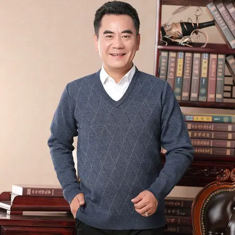 秋冬季中年男士毛衣V领爸爸装针织打底衫老人加厚保暖鸡心上衣服图片