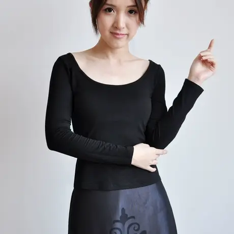 必菩大圆领九分袖打底衫早秋t恤女中短款设计感上衣春秋时尚洋气商品大图