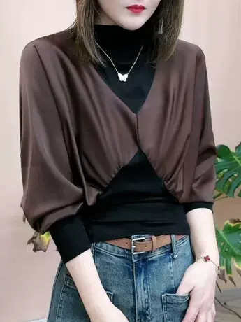 时尚设计感假两件长袖T恤女2023早秋新款别致洋气拼接遮肉打底衫图片