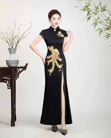 2023年春夏新款改良版走秀旗袍长款舞台演出服黑色显瘦刺绣连衣裙图片