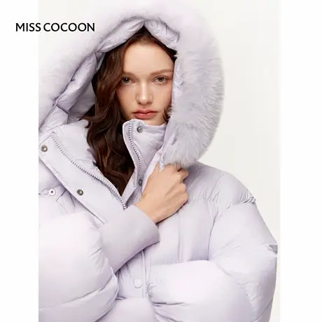 MISSCOCOON可可尼蓝精灵联名2025冬季新款中长款90白鸭绒羽绒服女商品大图