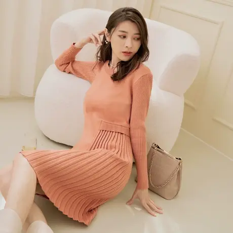 桔熊秋冬季温暖柔软包芯纱针织拼接百褶毛衣连衣裙子女大码FA2653图片