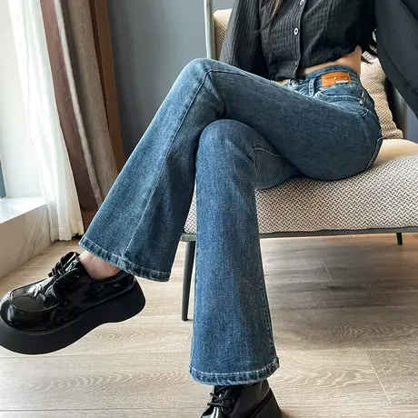 复古高腰微喇牛仔裤女2024年春秋新款百搭双扣喇叭裤显瘦马蹄长裤图片