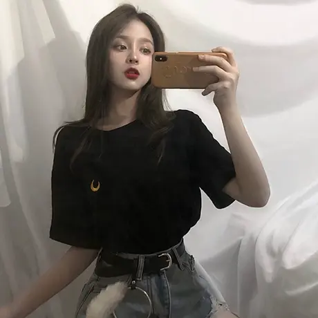 夏季新款小众设计感薄款别致ins潮上衣服甜酷白色短袖宽松T恤女装图片