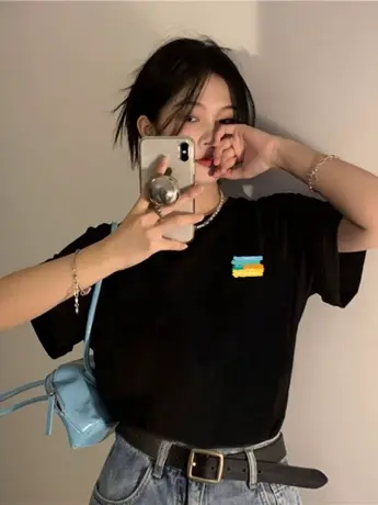 2023新款春夏季黑色仿棉短袖T恤女美式复古港味chic高街网红上衣商品大图