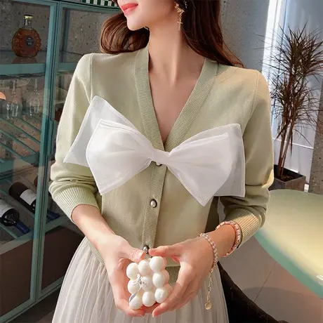 粉红大布娃娃2022新款蝴蝶结V领针织衫百搭甜美打底衫淑女春季商品大图