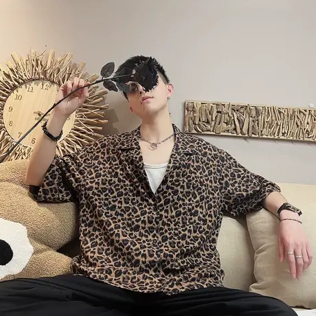 夏季男士衬衫上衣短袖宽松豹纹半袖发型师潮流个性花色印花衬衣商品大图