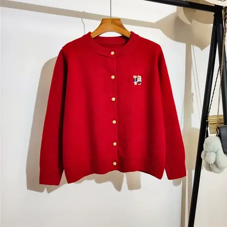 2024新年红色针织开衫女秋冬宽松圆领设计感小众小熊刺绣毛衣外套商品大图
