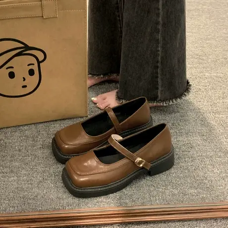 玛丽珍浅口单鞋女2024新款春季软底方头英伦风休闲配裙子小皮鞋图片