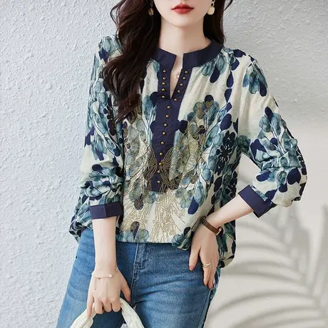 妈妈长袖衬衫女春秋季宽松加大码女装中年休闲遮肚子显瘦v领衬衣图片