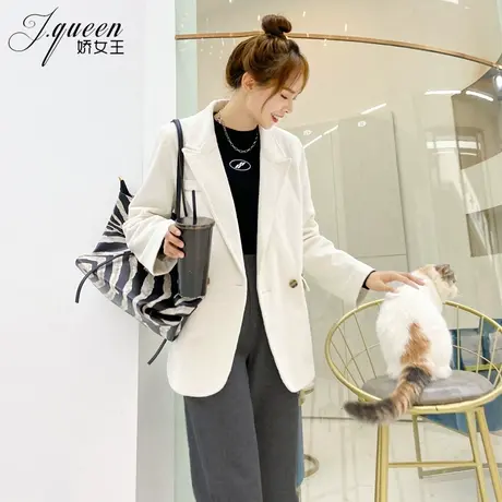 灯芯绒西装外套女秋季chic复古条绒气质休闲轻熟风白色小西服潮图片