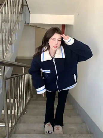 小香风羊羔毛外套女秋冬小个子高级感炸街上衣开衫加绒加厚棒球服图片