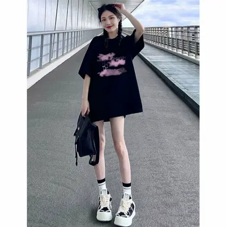 大版短袖女t恤夏2025新款爆款下半身失踪中长款小众别致宽松上衣图片