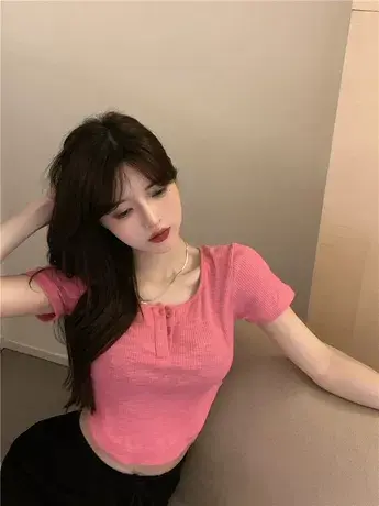 方领锁骨上衣女夏辣妹不规则弧形下摆高腰露脐短款纯欲T恤女短袖商品大图