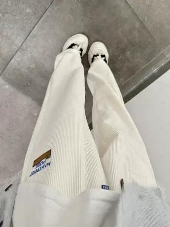 灯芯绒休闲裤女秋冬加绒加厚宽松显瘦垂感小个子直筒运动卫裤潮图片