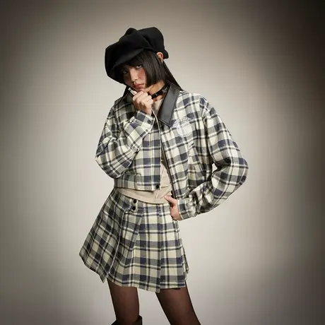 美式学院风短款拼接格子外套女春秋2024年新款设计感刺绣夹克上衣商品大图