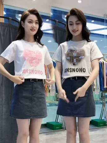 爱心字母重工设计感亮钻短袖T恤女夏季短款时尚百搭圆领别致上衣图片